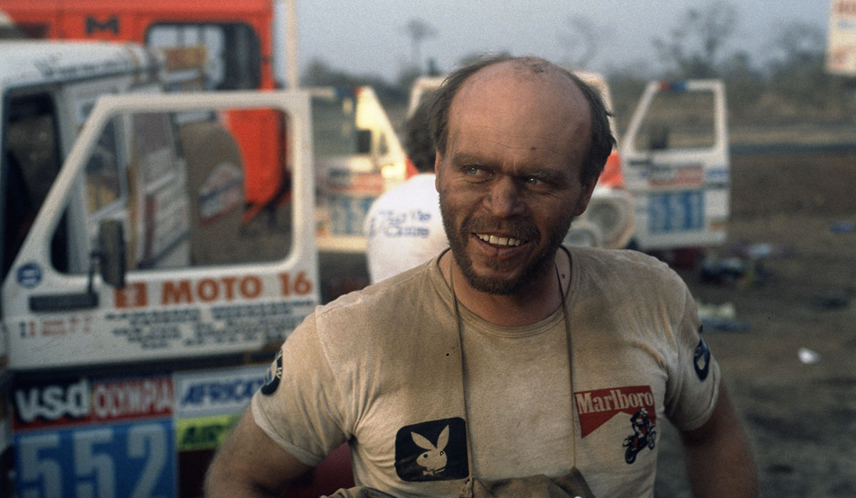 Josef_Loder_BMW-Team_Rapid_Assistance_Paris_Dakar_1985